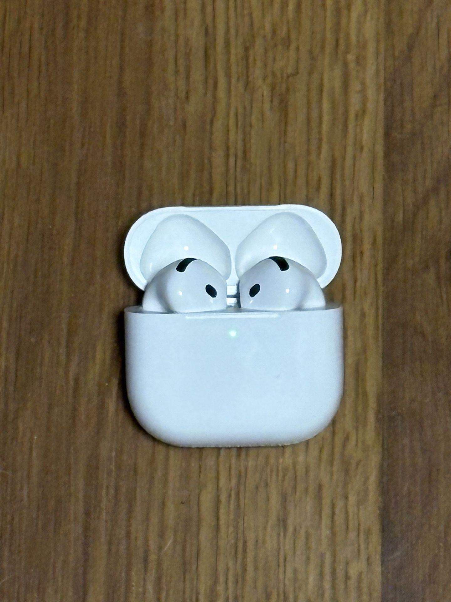 Slightly Used AirPods 4 Generation