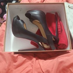 Lv Heels Size 41