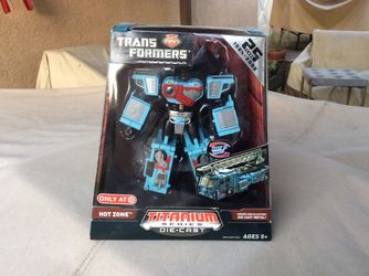 Transformers Universe Hot Zone Autobot