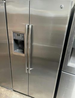 GE Side by Side Stainless Steel Fridge Ice Maker