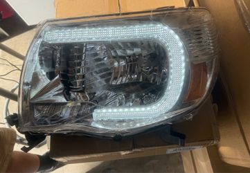 05-11 Toyota Tacoma Chrome Amber Reflector  White LED Strip Headlights Parking Lights