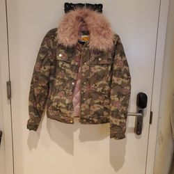 Womens Camouflage Coat