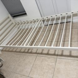 2 Twin Bed.  2 Camas Twin 