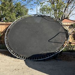 Trampoline set