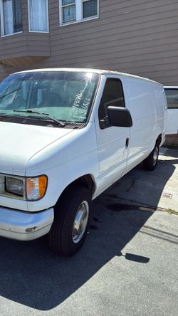 2000 Ford Econoline