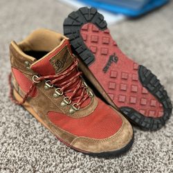 Women’s Danner Jag Hiking Boot  Size 7.5