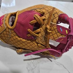 Baseball Glove 