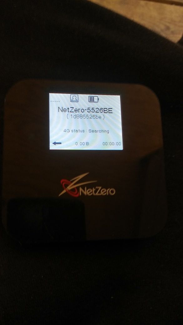 Netzero WIXFMM-122 Hotspot 4G Mobile Internet Device