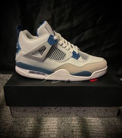 Military Blue Jordan 4 Size 11