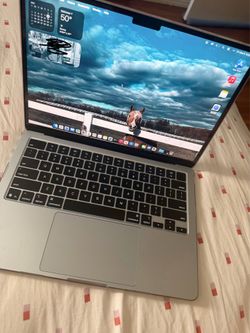MacBook Air M4 13.6” FIRM