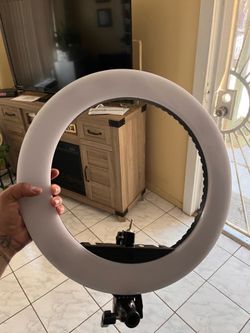Ring light