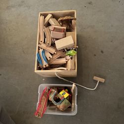 Kids Woden Train Tracks