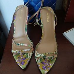 Express Womens High Heels Shoes Size 8