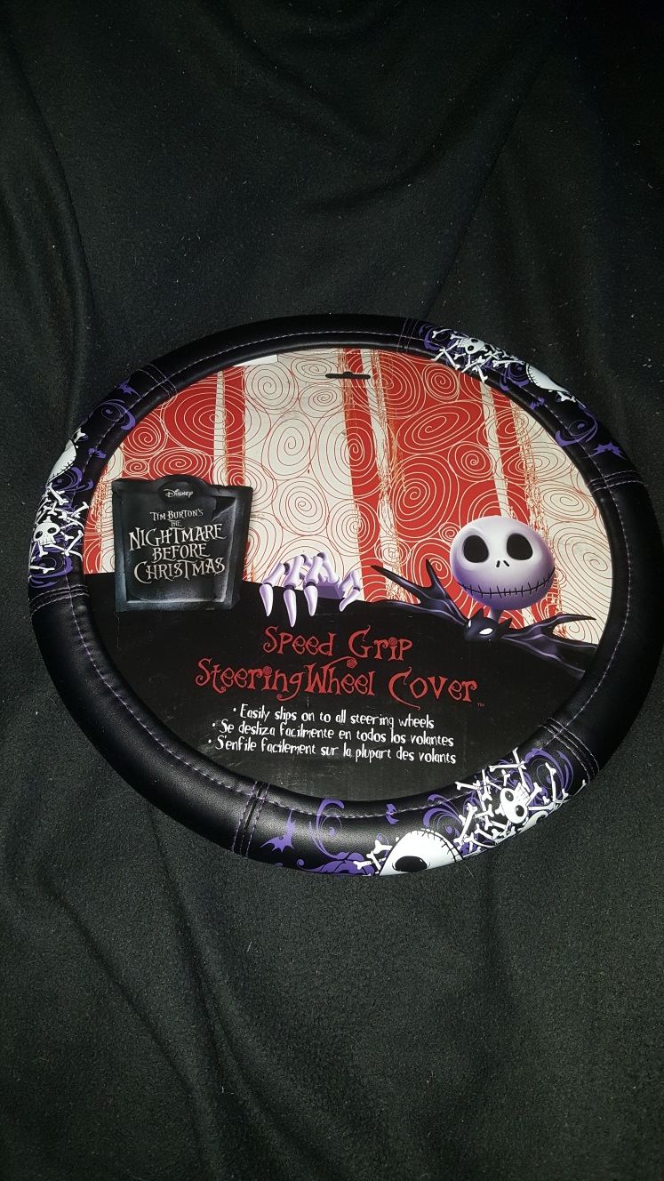 The nightmare before christmas online steering wheel cover