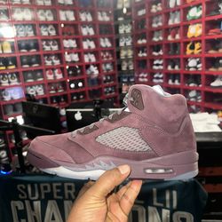 Jordan 5 Burgundy size 10