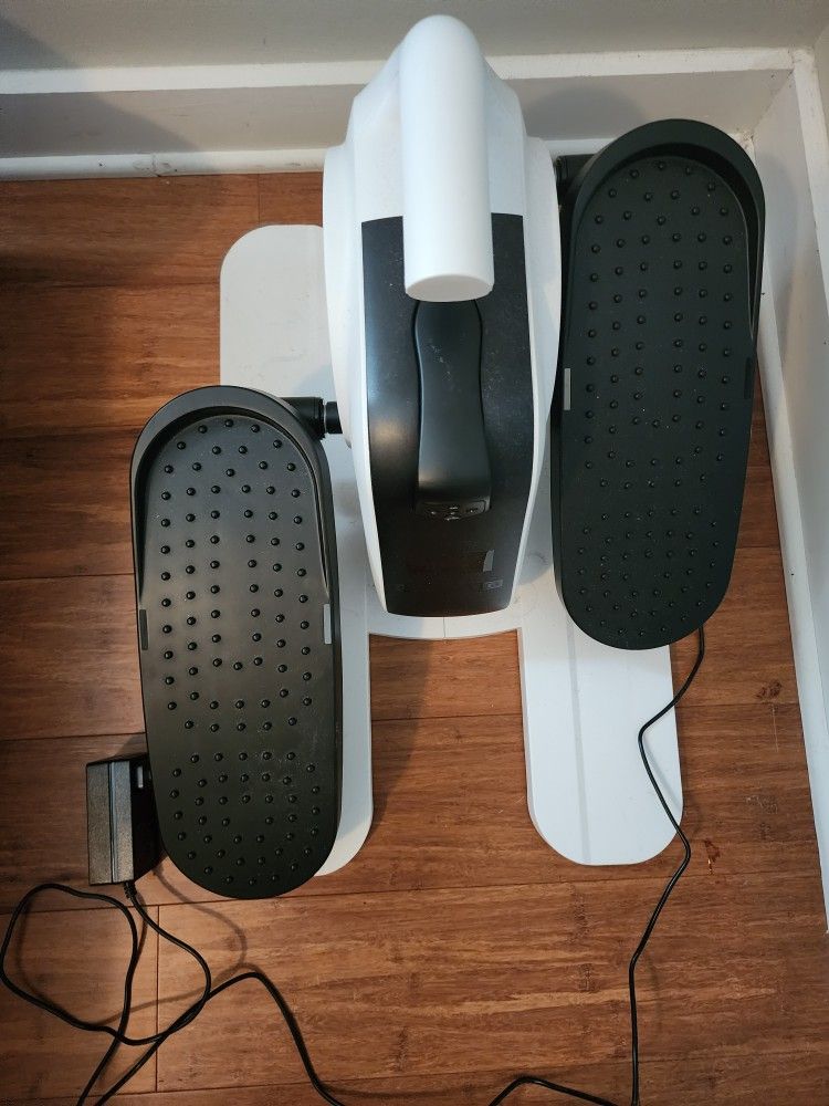 Ellipse LegXercise Machine