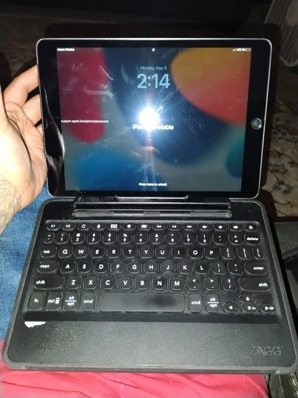 iPad Laptop