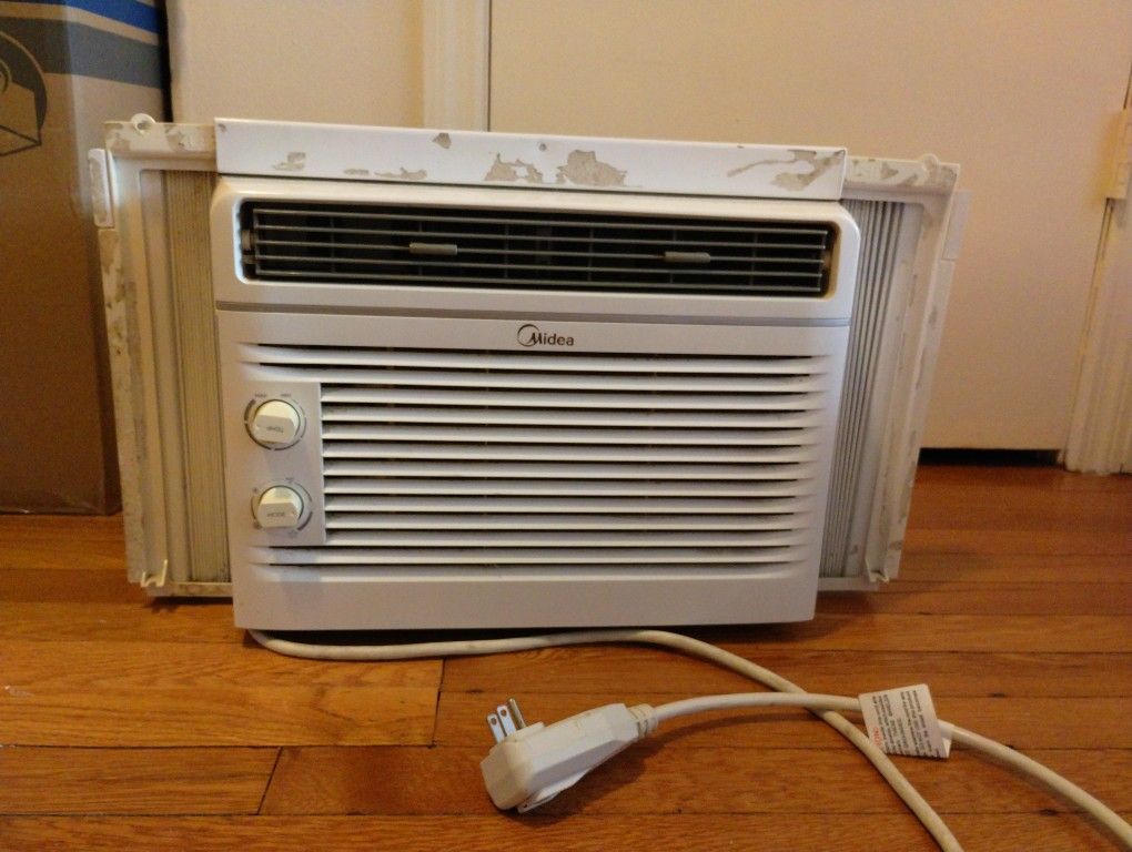 Air Conditioner