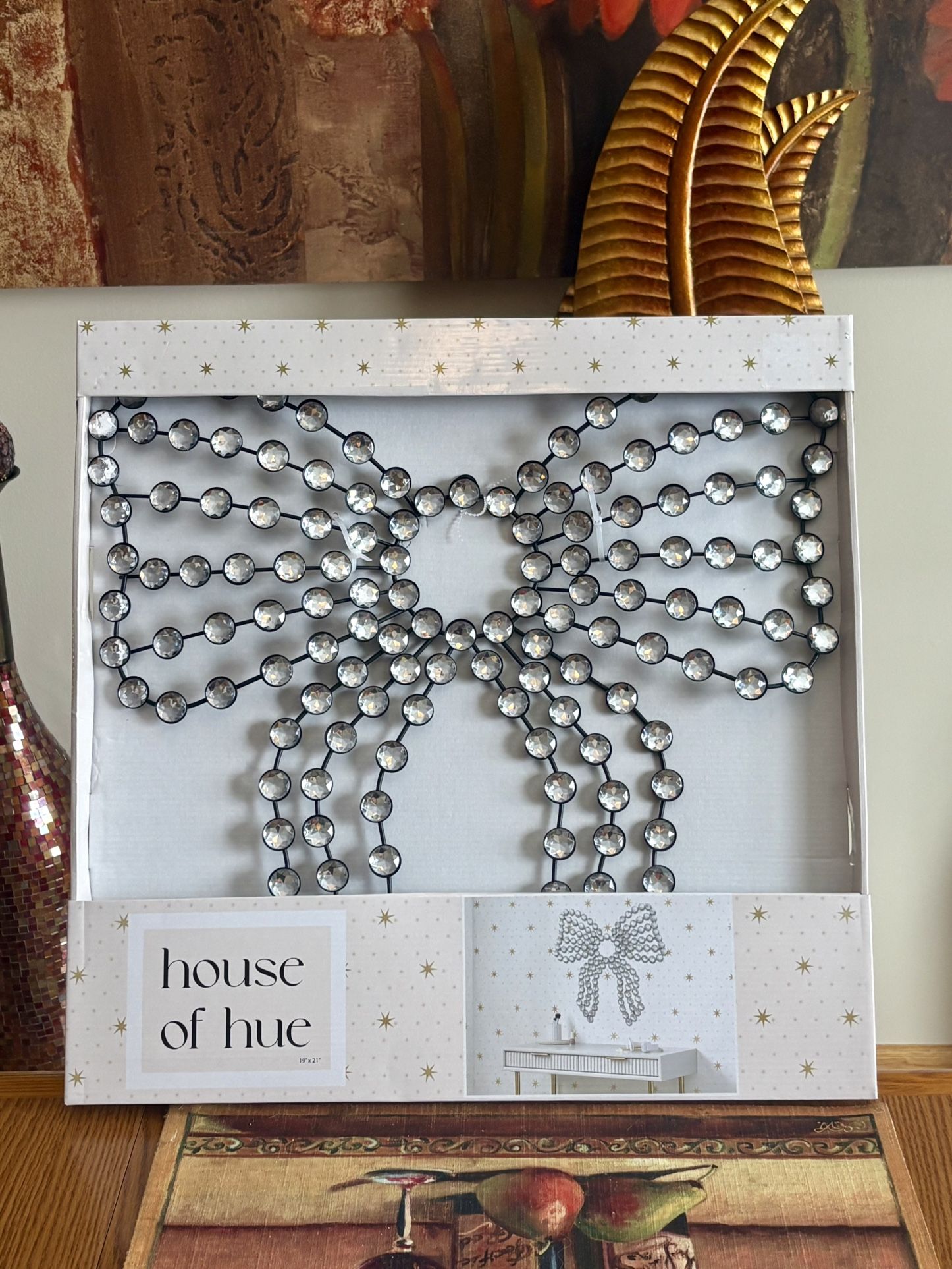 Beautiful Sparkly Bling Bow Wall Decor! NEW 21”x19”