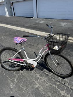 Schwinn 1957 Girl’s Bike