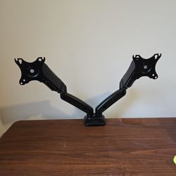 Dual Moniter Arms