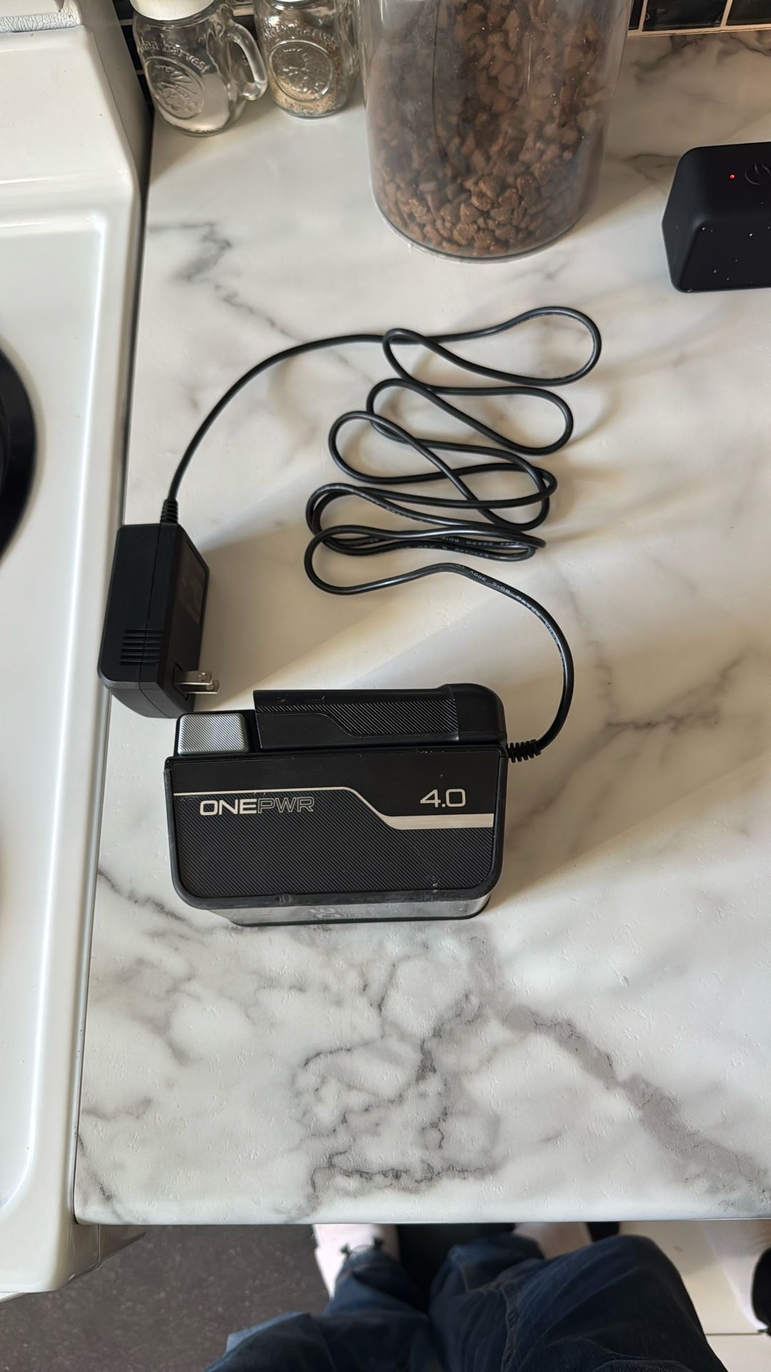 One Pwr Battery And Charger
