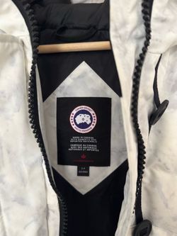 Canada goose women’s