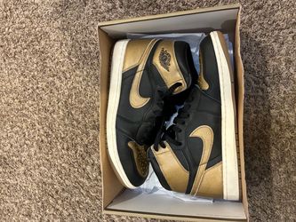 Jordan 1 metallic gold
