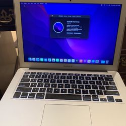 2015/16 Macbook Air 13 1.6ghz 8gb 128Gb Like New OS X Monterey 