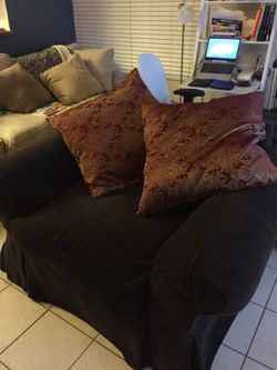 Gorgeous Oversized Chair with Pillows