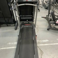 Weslo Cadence G 5.9 Folding Treadmill for Home Gym