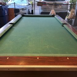 Valley Pool Table 7 Feet - Make Offer