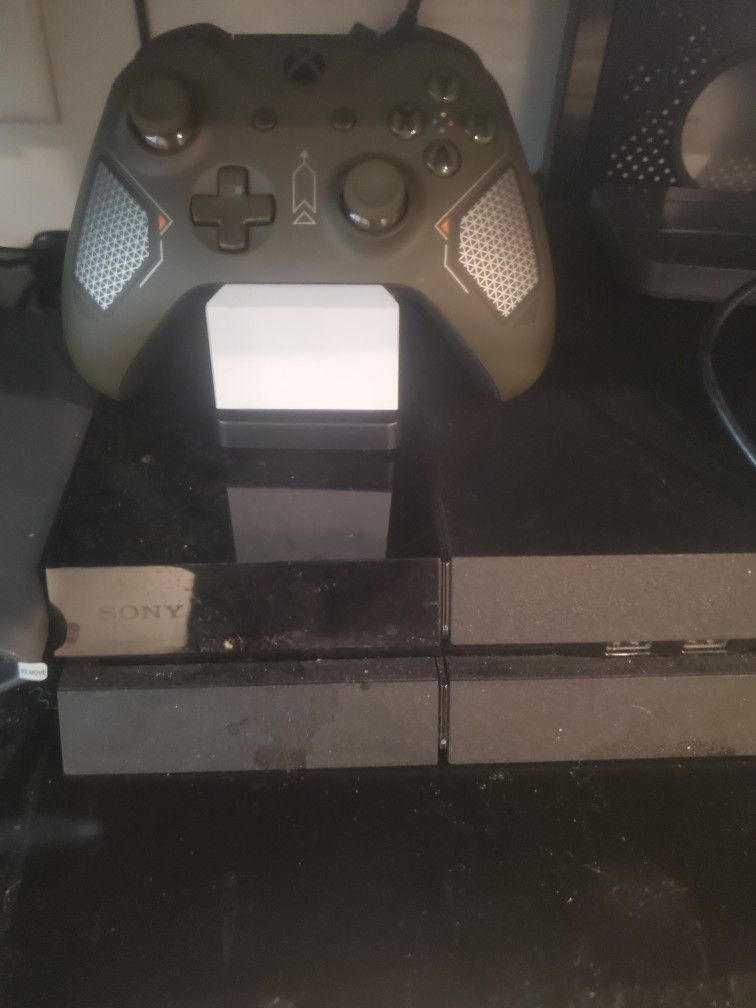 PS4