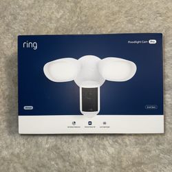 Ring Floodlight Cam Pro (2nd Gen) Retinal 4K , 10x Zoom, ultra-bright motion