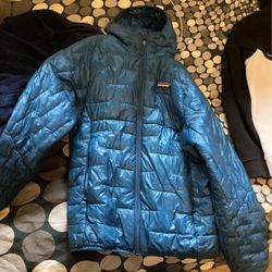 Blue Patagonia Puffer 