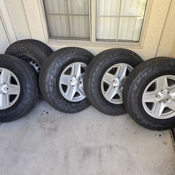 Jeep Gladiator Wheels and Tires (5)