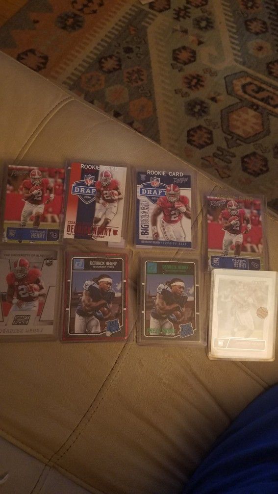 Derrick Henry ROOKIE LOT