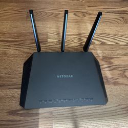NETGEAR NIGHTHAWK ROUTER