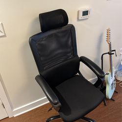 [Free] Black Computer Chair 