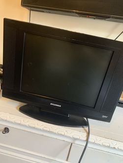 15" Sylvania LCD 720p HDTV