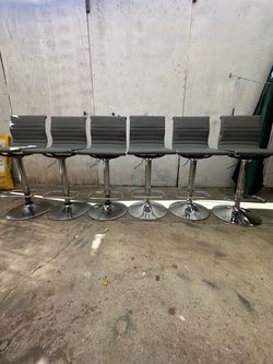 Bar stools (6)
