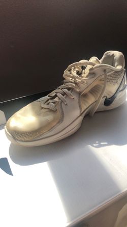Used Sabrina 2 Basketball Shoes