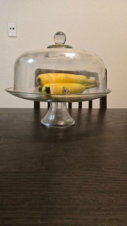 Glass cake stand / Cloche