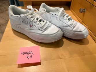 Reebok Women’s 8.5