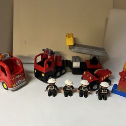 LEGO Duplo  Fire Truck & 4 Wheeler No Box Very Nice Lego Set With Firefighters