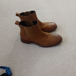 Cole Hahn Boots 11.5 W/Nike Air EUC