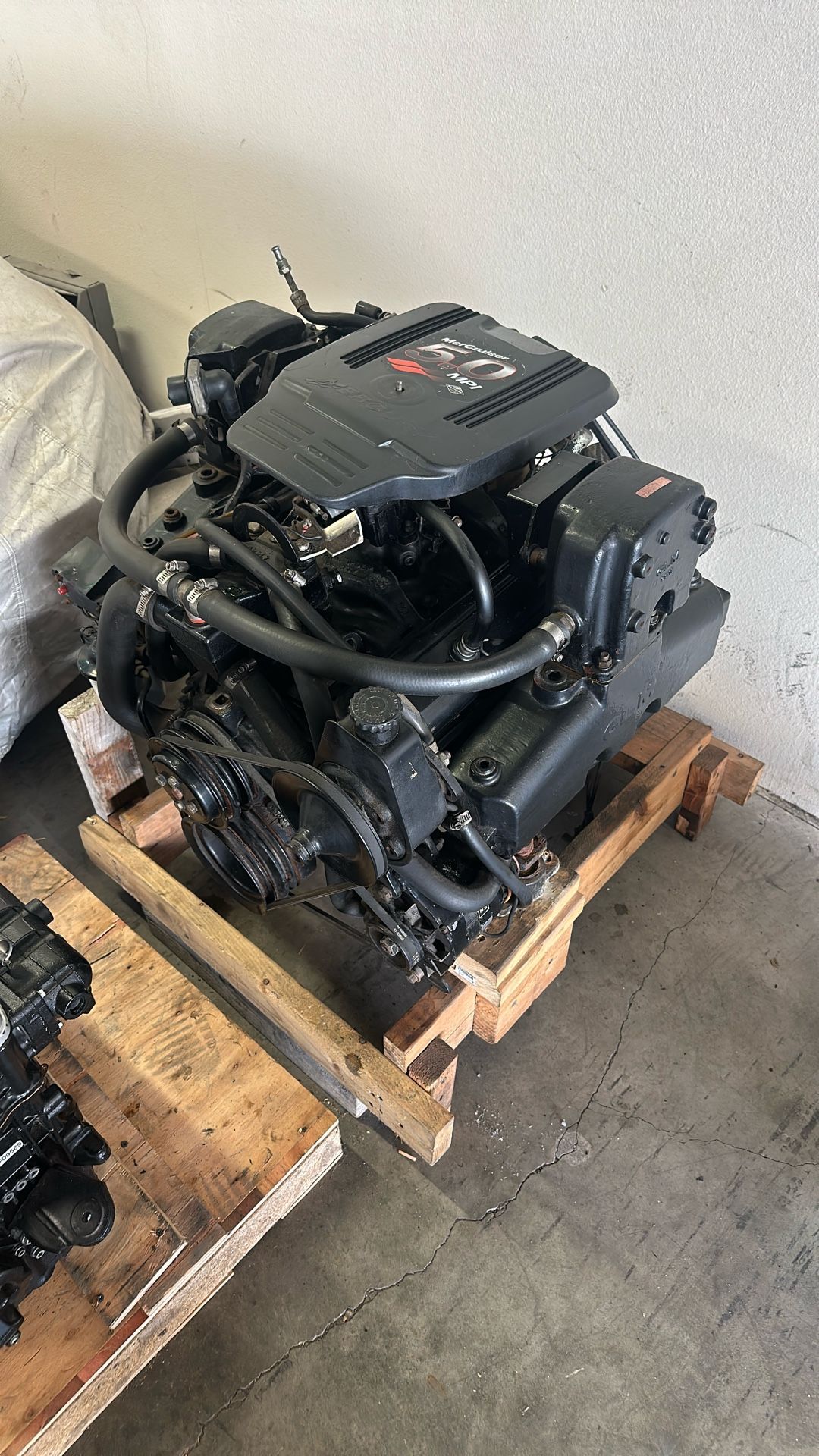 MerCruiser 5.0 Marine Boat Engine