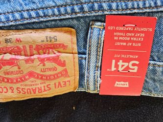New Levi's Mens Size 38 Waist 34 Length