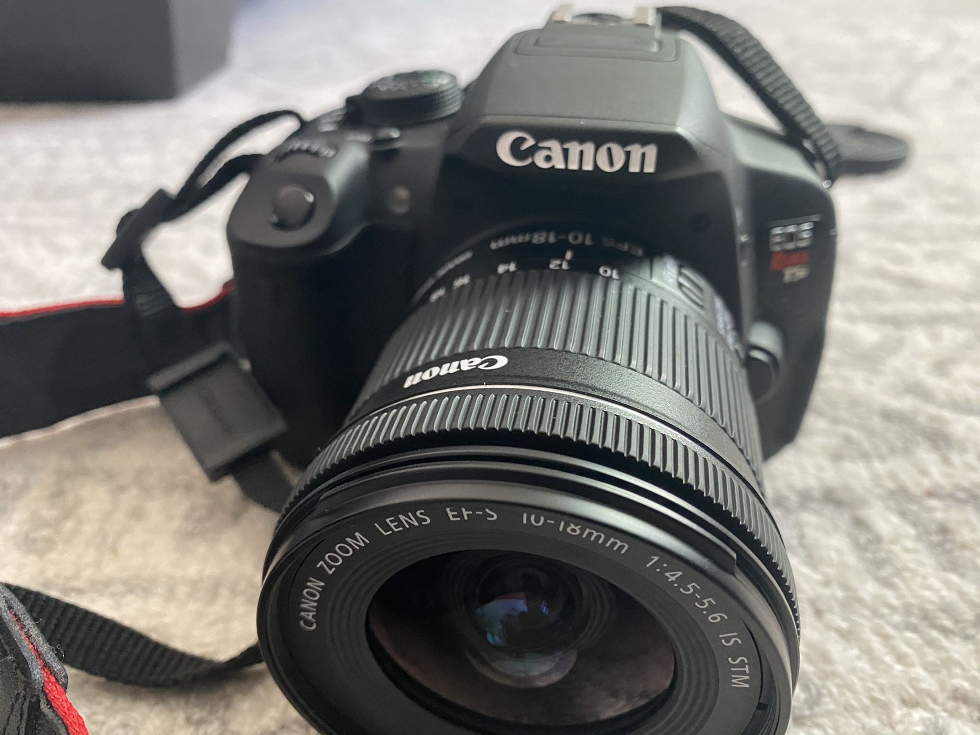 Canon T5i with additional $150 for lens