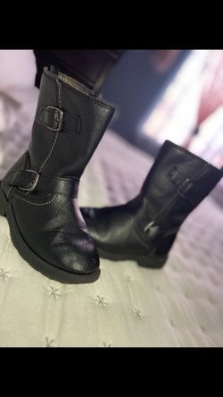 Carters 9t boots